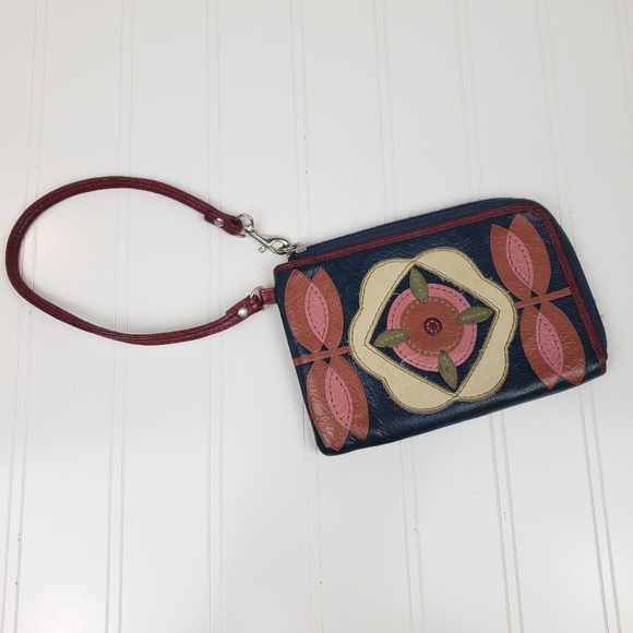 Fossil leather navy flower 2000's era clutch wristlet - Picture 1 of 11